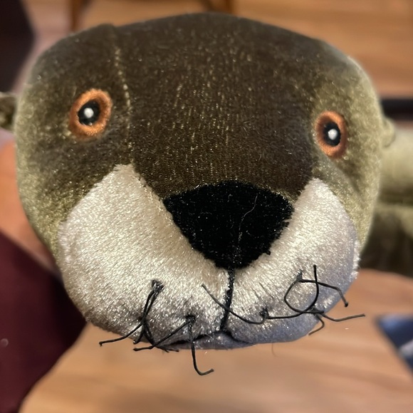 Children’s Critter Pilled Otter Neck Pillow - Picture 5 of 7